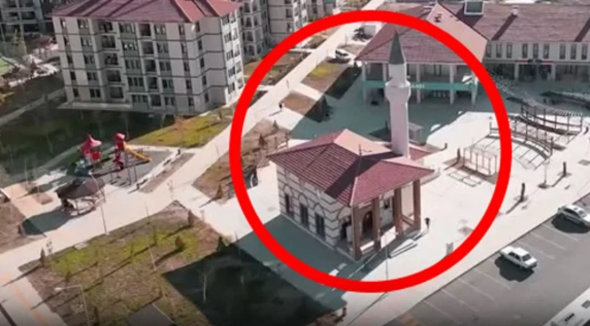 1002 konut sakinleri camii istiyor