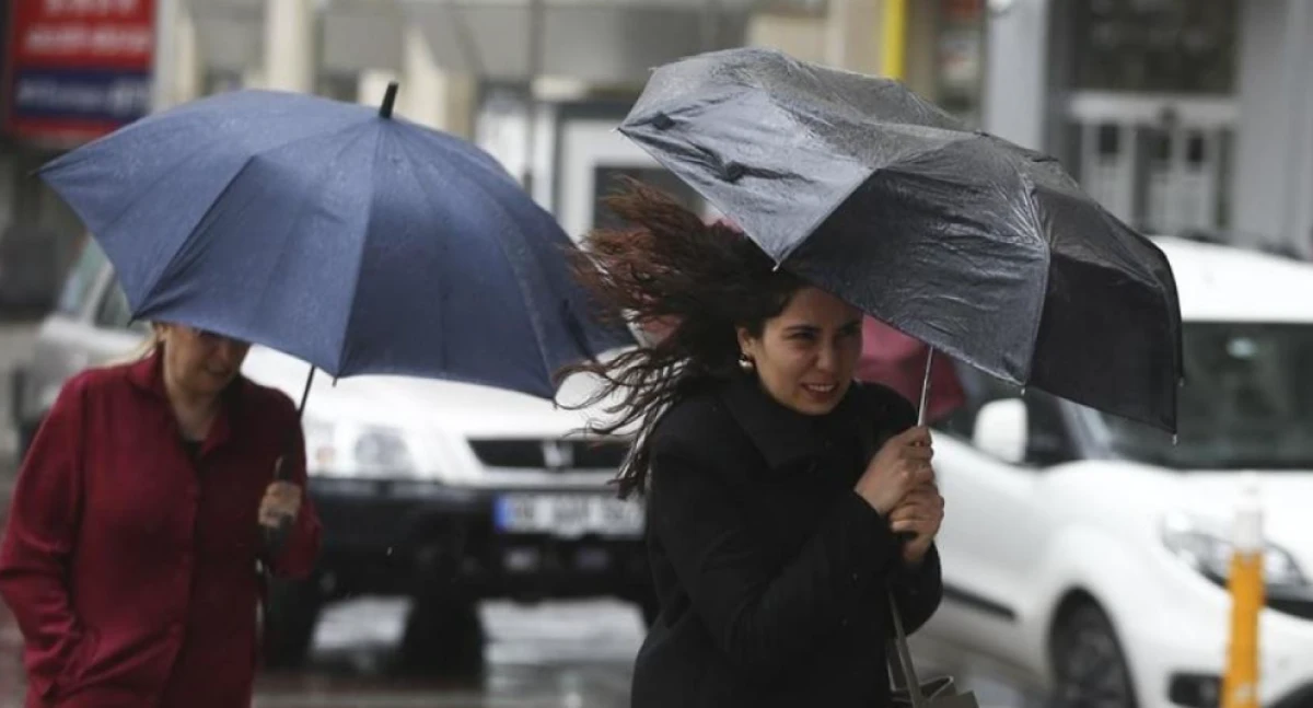 19 il i&ccedil;in "turuncu" ve "sarı" uyarı: Kuvvetli yağışa dikkat