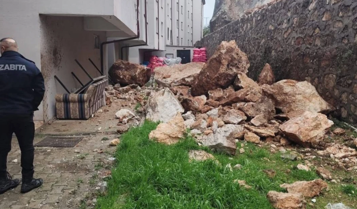 37 vatandaş evlerden tahliye edildi