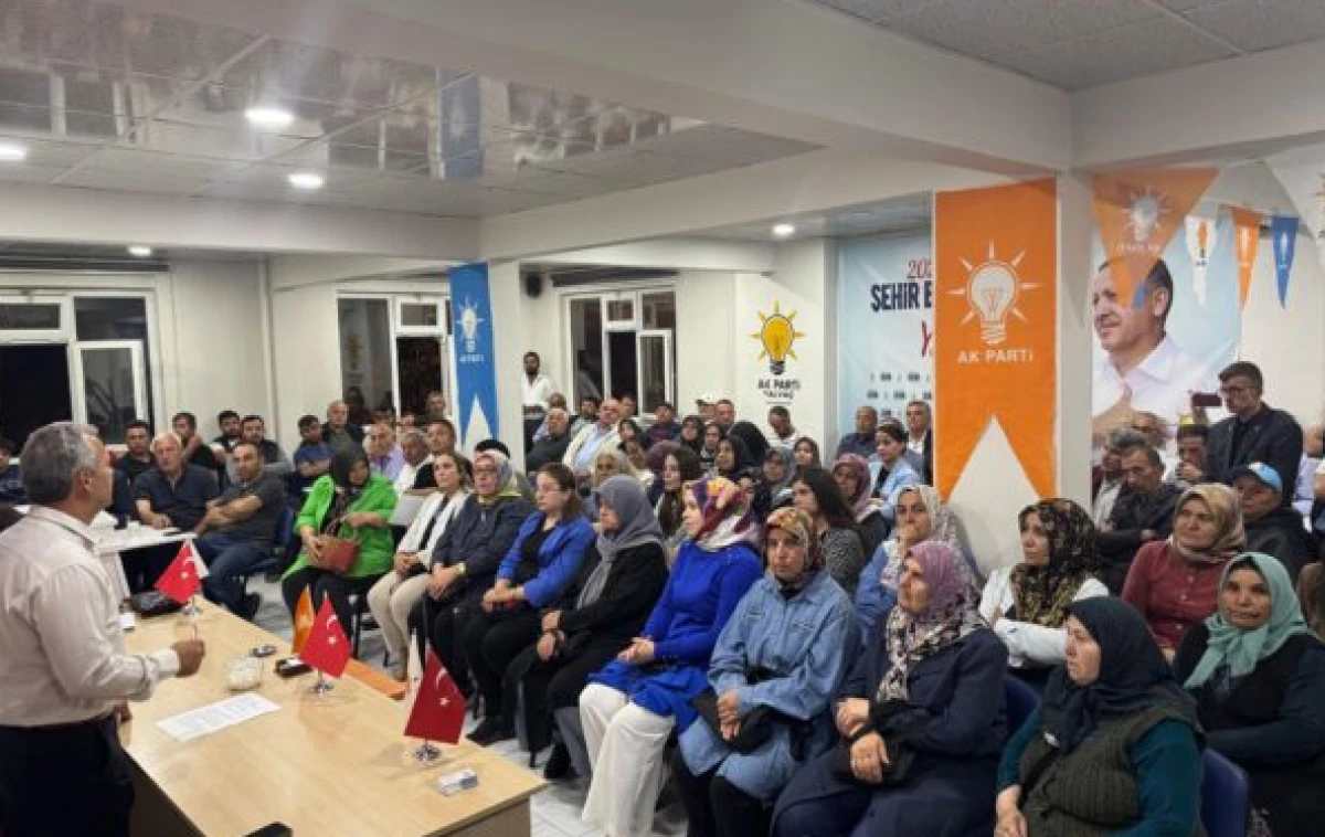AK Parti Yalvaç İlçe Danışma Meclisi Toplandı