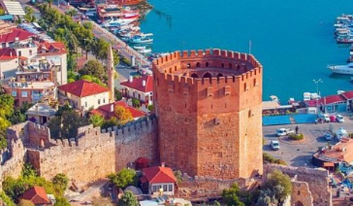 Alanya’da tanınan iş insanı hakkında flaş iddia: Kardeşinin dolandırıcılık yaptığı öne sürüldü