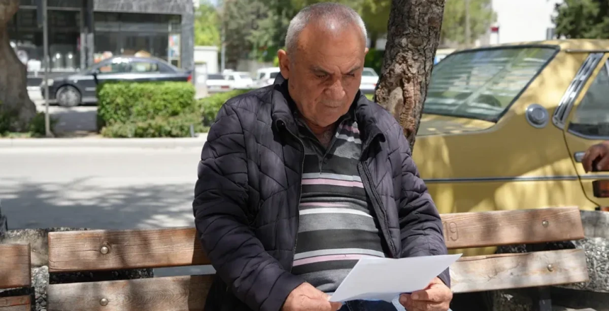 Ameliyatlı evde yatarken kredi kartından yüklü para çekildi