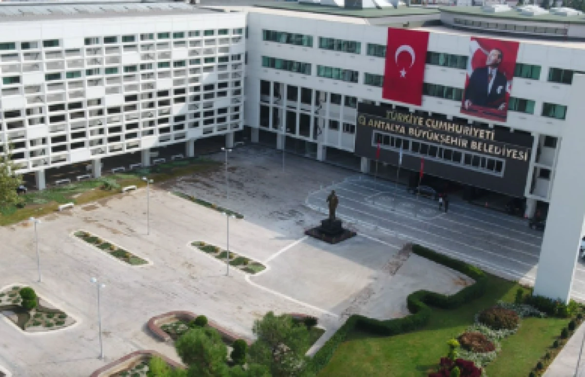 Antalya Büyükşehir Belediyesi seçime gidiyor!