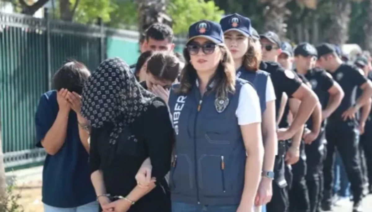 Antalya'da "Sanal Bahis ve Kumarın G&ouml;r&uuml;nmeyen Y&uuml;z&uuml;" konferansı d&uuml;zenlendi