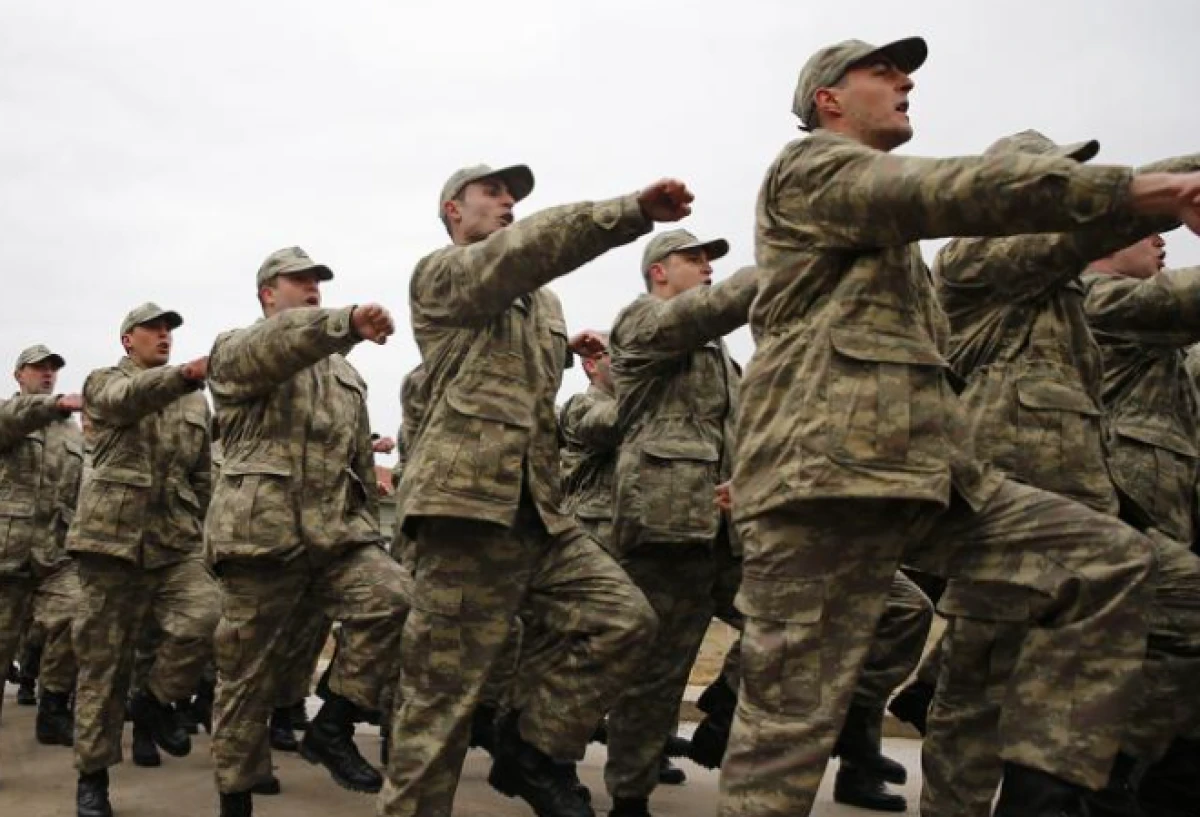 Bakan G&uuml;ler'den &ccedil;ok &ccedil;ocuklu ailelere 'askerlik' m&uuml;jdesi