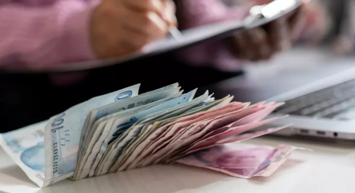 Bankalar kredi musluklarını a&ccedil;ıyor! 1 milyon lirayı 60 ay vadeyle veriyorlar