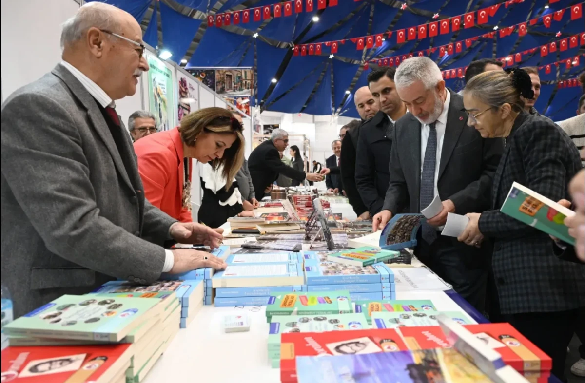 Başkan Başdeğirmen: “8. Isparta Kitap Fuarı’na herkesi bekliyoruz”