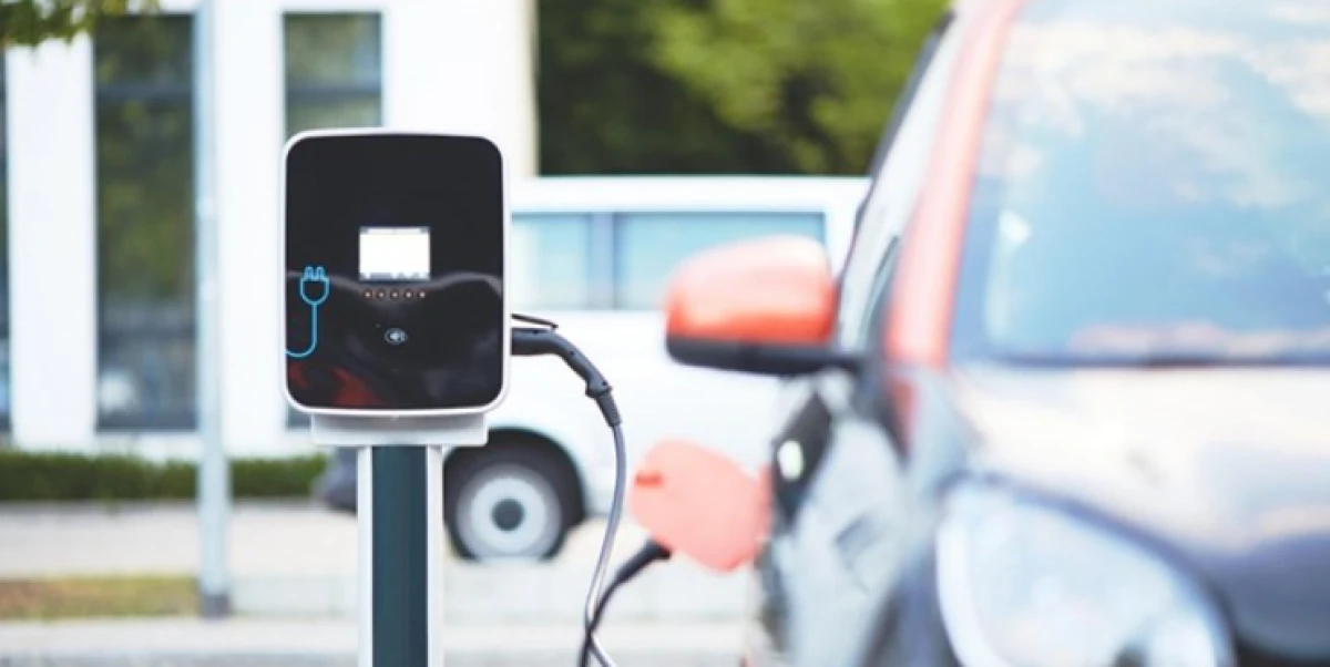 Batarya &ouml;m&uuml;rleri dolan elektrikli ara&ccedil;larda 8 yıl sendromu başladı