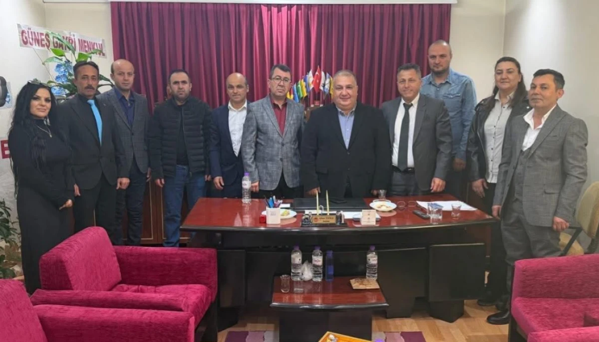 &ldquo;Biz B&uuml;y&uuml;k Bir Aileyiz&rdquo; Mesajı Isparta&rsquo;dan Verildi