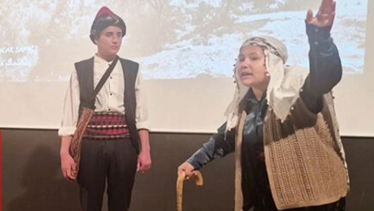 &Ccedil;anakkale destanı sahneye taşındı