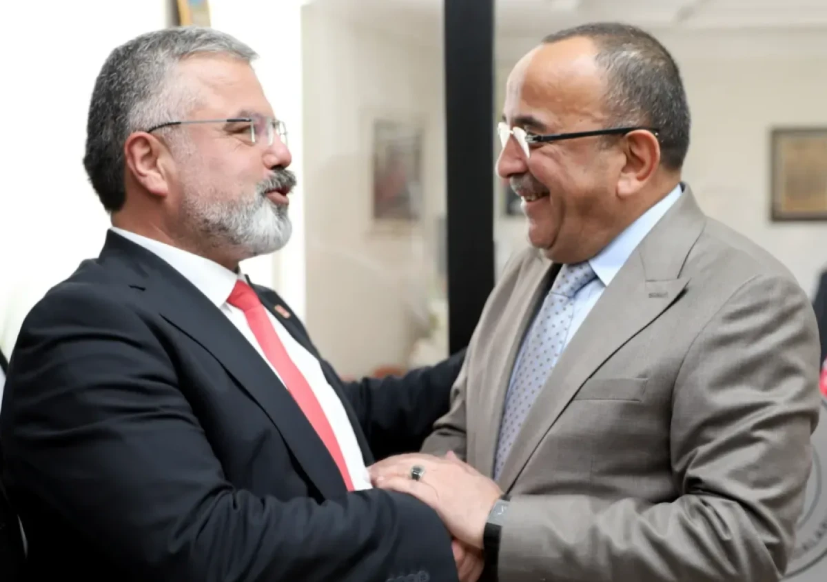  CHP’den Başkan Tural’a ziyaret