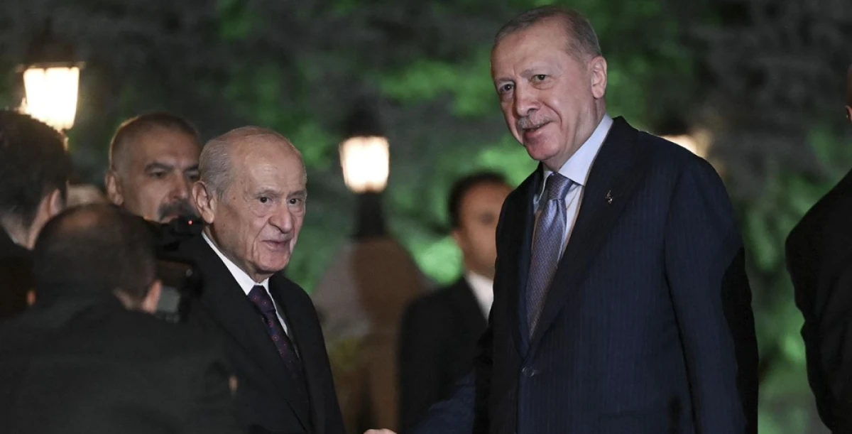 Cumhurbaşkanı Erdoğan, Bahçeli'yi konutunda ziyaret etti