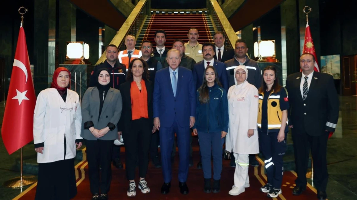 Cumhurbaşkanı Erdoğan: İş&ccedil;ilerimizin hakkının yenilmesine m&uuml;saade etmeyiz