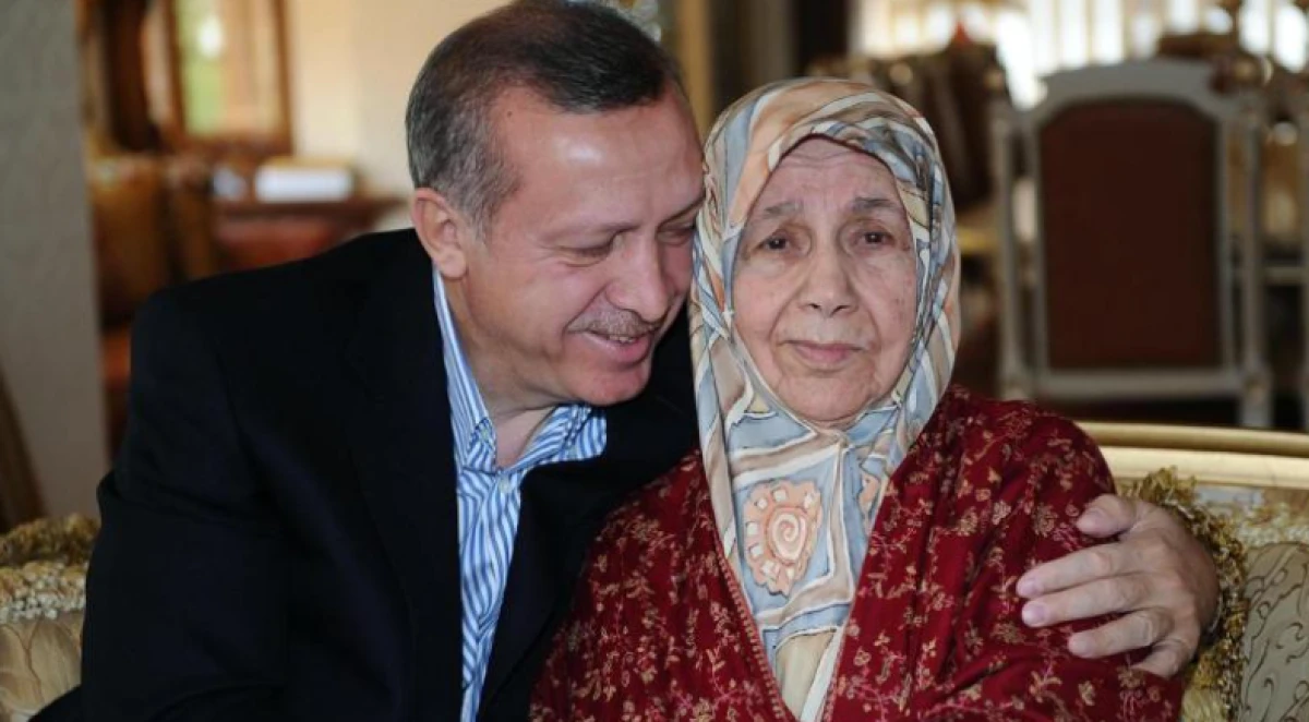 Cumhurbaşkanı Erdoğan'dan "Anneler G&uuml;n&uuml;" mesajı