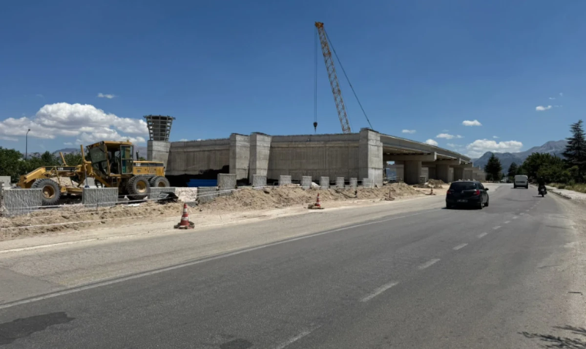 Çünür Otogar Üst Geçidi'nde Son Viraja Girildi