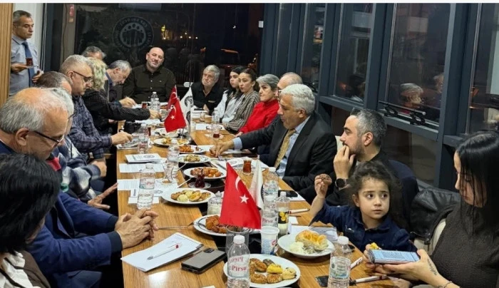 EBİİF, EGE MEDYA PLATFORMU &Uuml;YELERİNİ İFTARDA AĞIRLADI