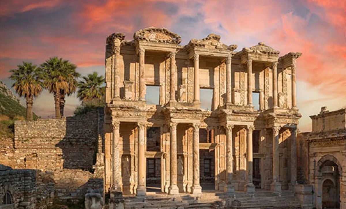 Efes ve Afrodisyas antik kentlerinin koordinat&ouml;rl&uuml;ğ&uuml;ne Denizlili iki akademisyen getirildi