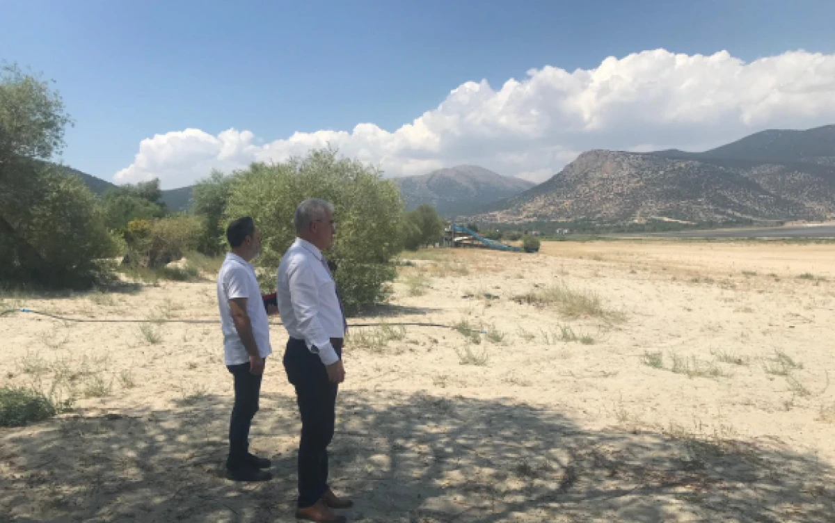 Eğirdir Gölü’nde incelemelerde bulundular