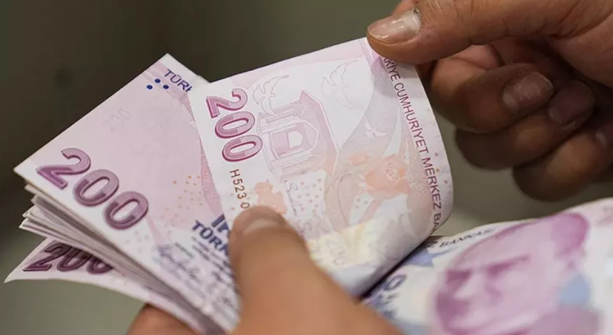 Emekli maaşları ile ilgili Yargıtay’dan önemli karar! Kredi çeken emeklileri yakından ilgilendiriyor…