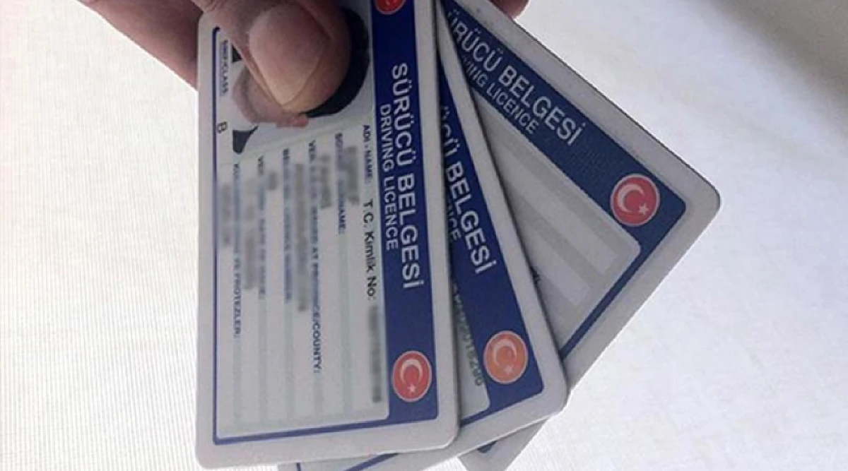 Eski tip ehliyetler 1 Ağustos'ta geçerliliğini yitirecek