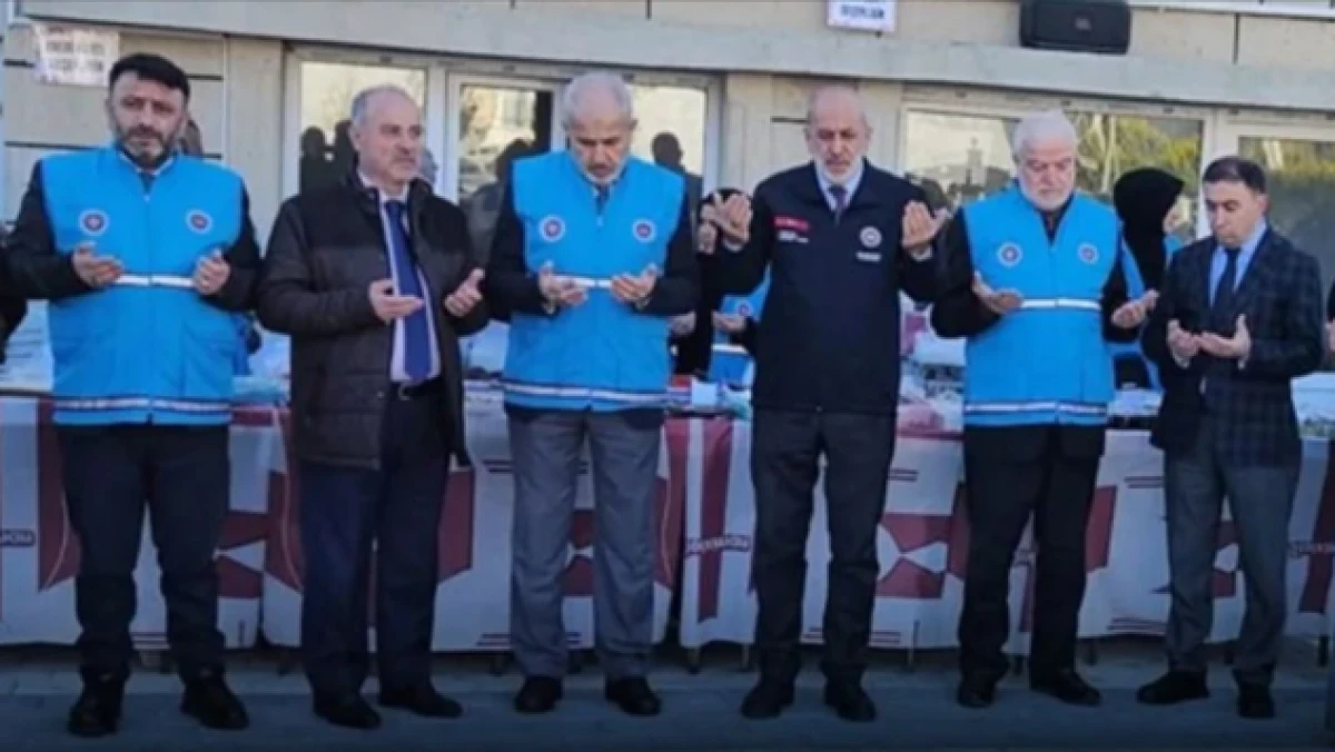 Gazze Yararına Hayır Çarşısı Açıldı