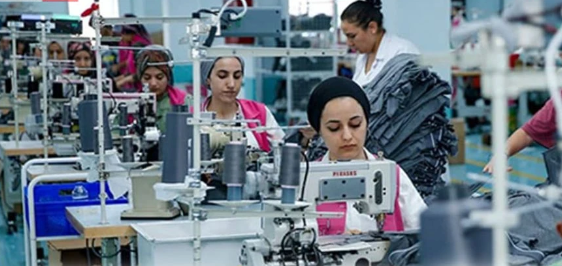 ''Hazır Giyim'' ve ''Mobilya'' sektörleri ihracata yöneldi