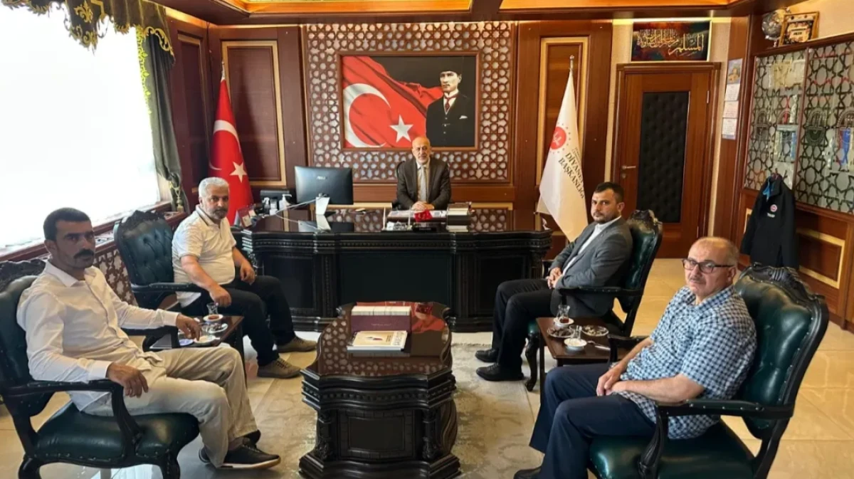HÜDA PAR Isparta İl Başkanı Salih Demir’den İl Müftüsü Muharrem Biçer’e Ziyaret