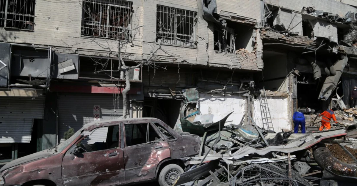 İran Kızılayı: ABD-İsrail'in saldırılarında 9 bin 669 sivil birim hedef alındı