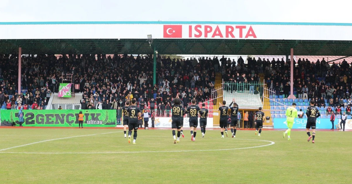 ISBAŞ Isparta 32 Spor&rsquo;a Seyircisiz Oynama ve Para Cezası