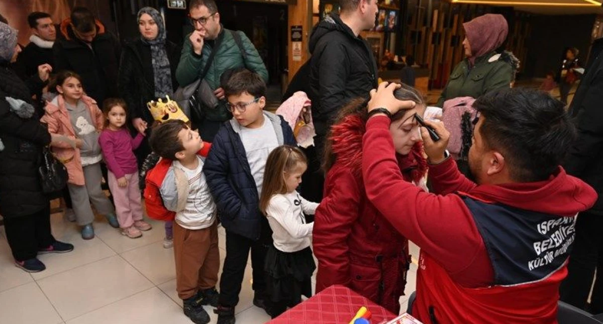 Isparta Belediyesi&rsquo;nden Karne Şenlikleri