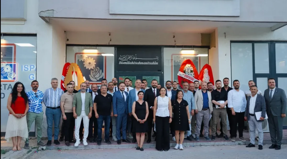 Isparta GİAD’da Bayrak Değişimi: Yeni Başkan Ahmet Yarar Oldu