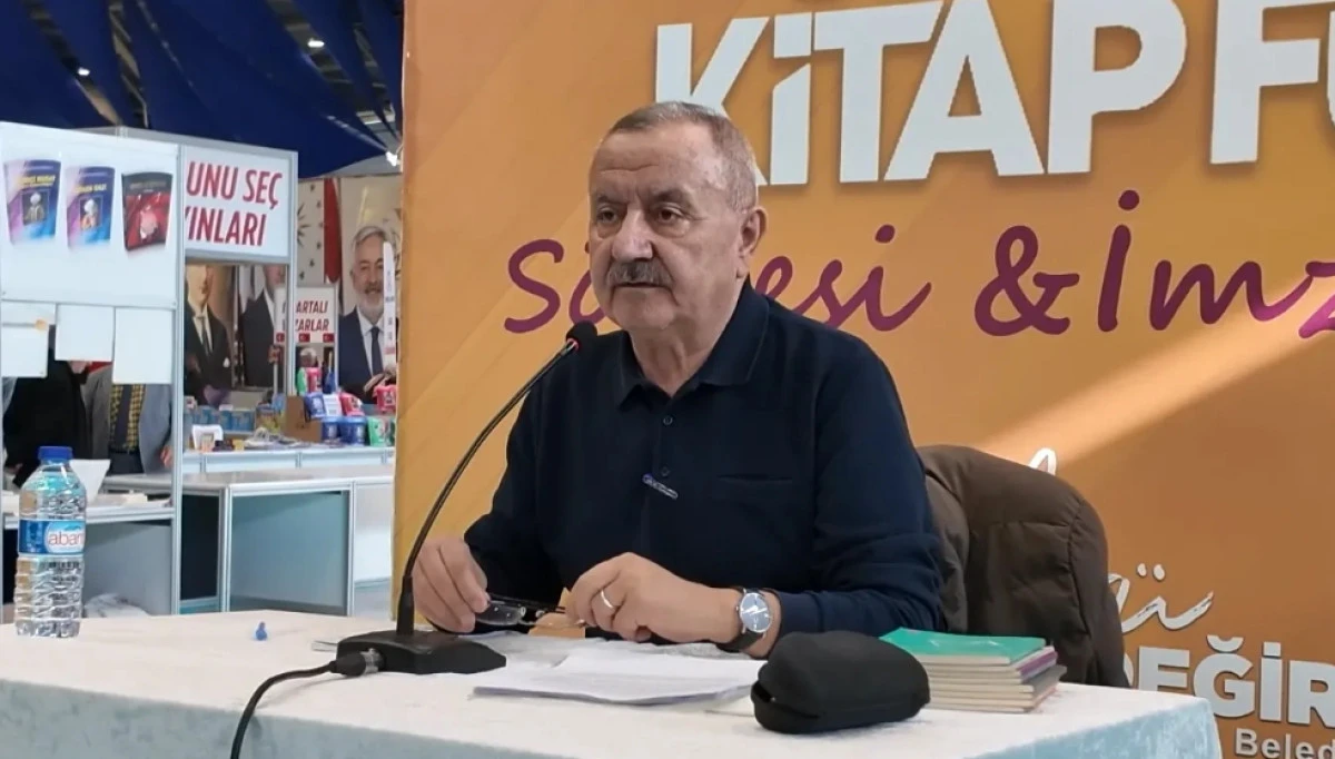 Isparta Kitap Fuarı&rsquo;nda Ş&uuml;kr&uuml; Erbaş ve Saliha Erdim kitapseverlerle buluştu