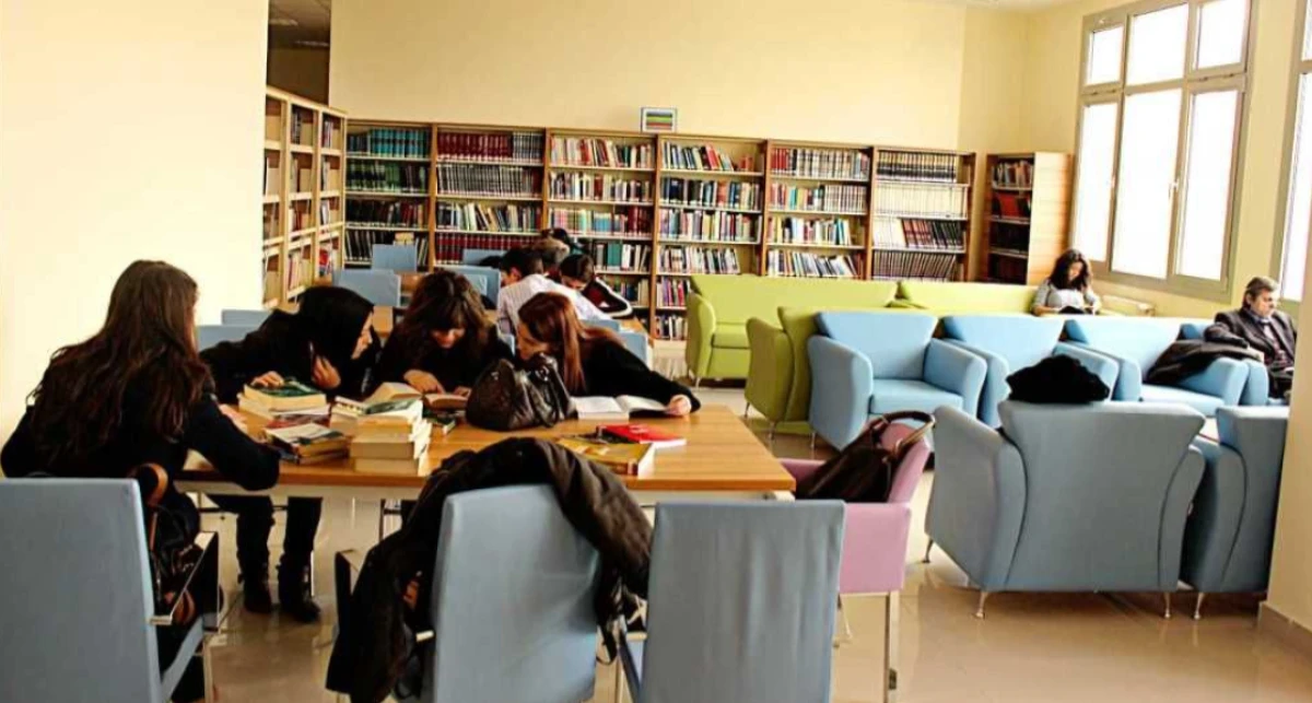 Isparta kütüphanelerinde sizce kaç kitap vardır?