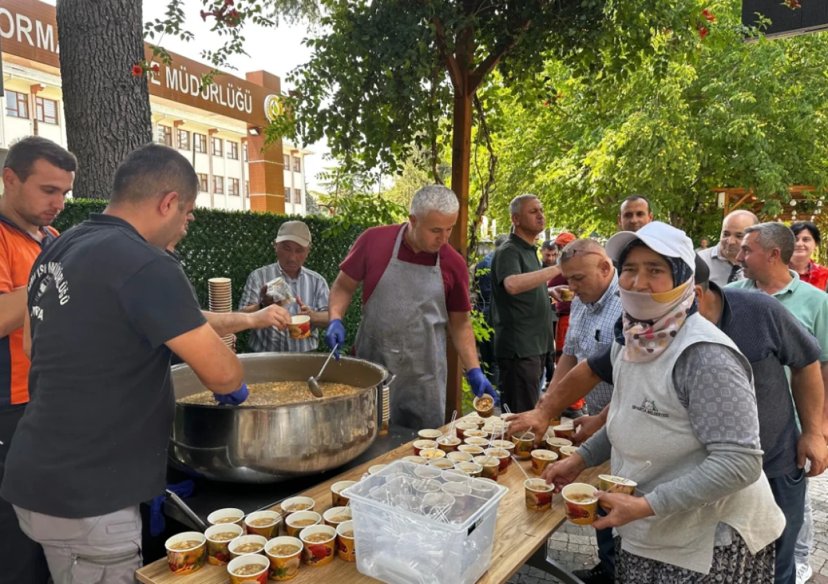 Isparta Orman Bölge Müdürlüğü’nden Aşure İkramı