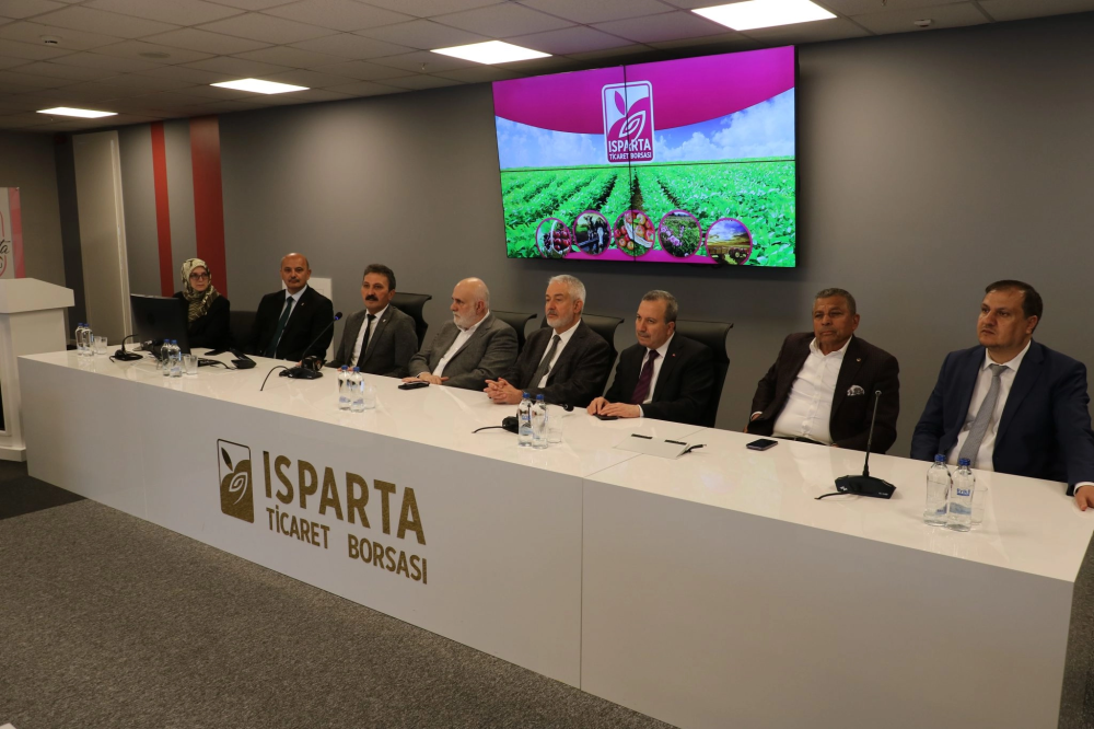 Isparta Ticaret Borsası'na AK Vekillerden Ziyaret