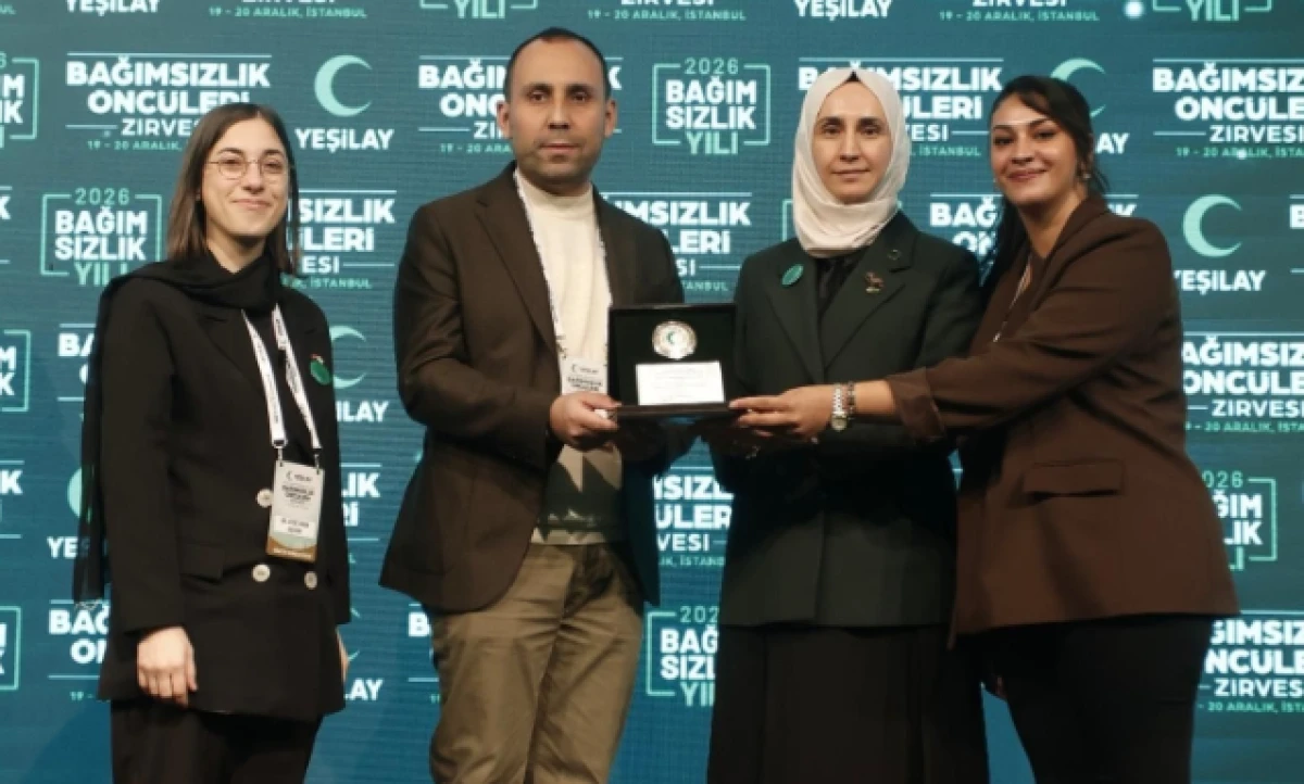 Isparta Yeşilay İl Başkanlığı&rsquo;na &ldquo;İlham Veren Projeler&rdquo; &Ouml;d&uuml;l&uuml;