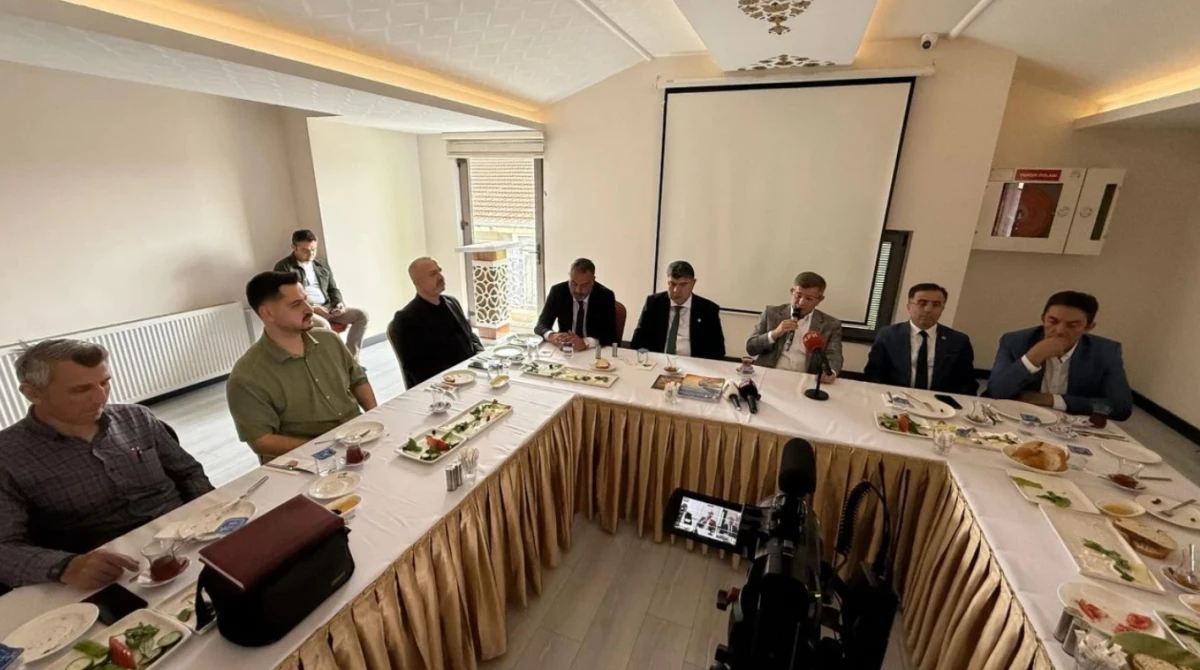 “Isparta Yollarının Yapılamamasının Ardında Komplo Vardı”