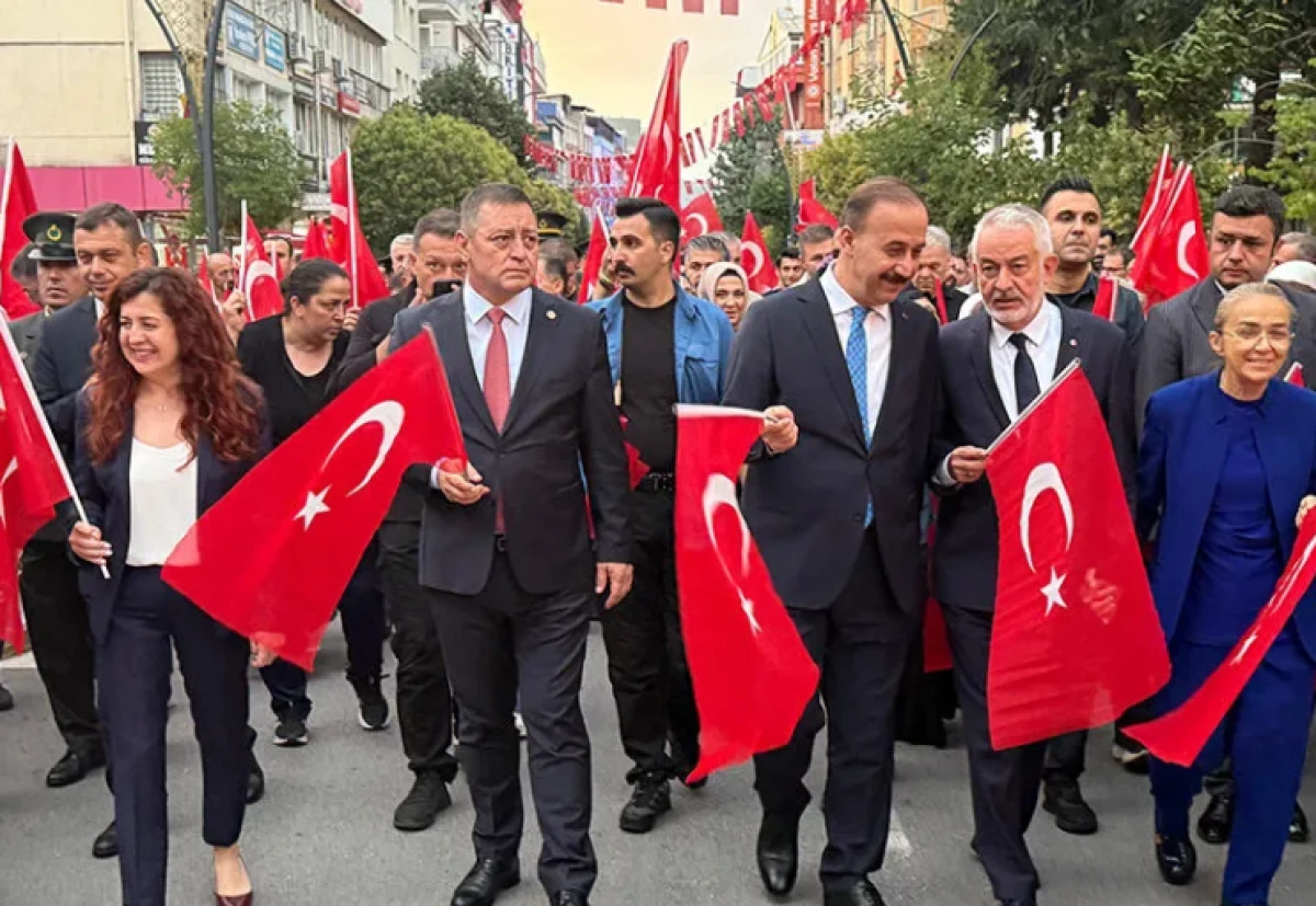 Isparta’da 15 Temmuz Ruhu Sokaklara Taştı