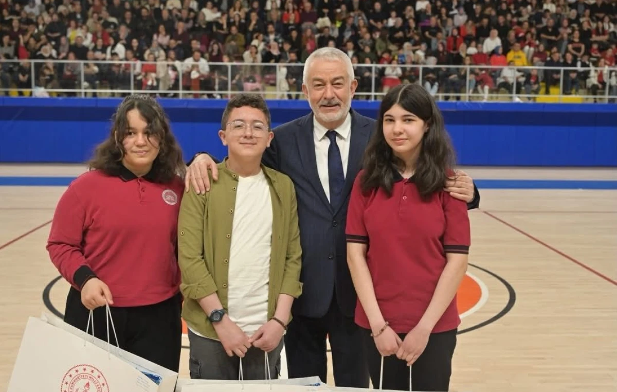 Isparta&rsquo;da 23 Nisan Coşkusu