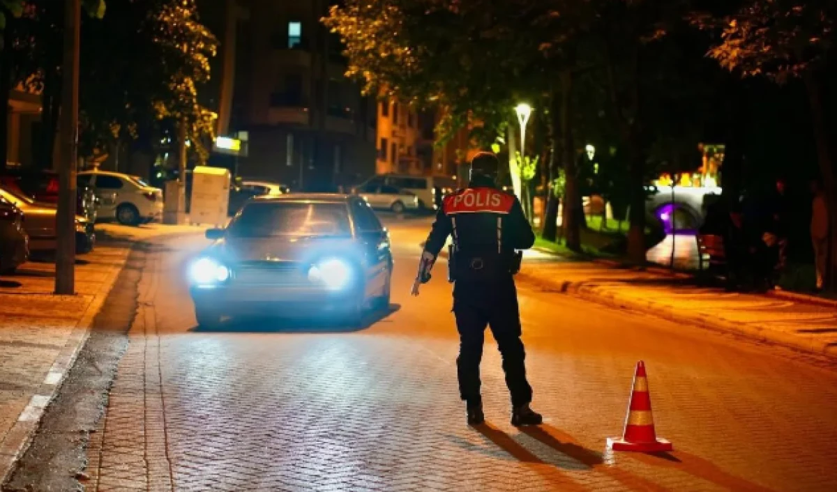 Isparta'da Asayiş ve Trafik Uygulaması: 13 Sürücüye Ceza