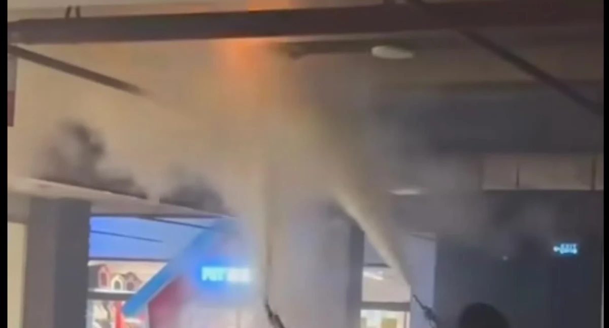 Isparta’da Bir AVM Otoparkında Yangın Paniği