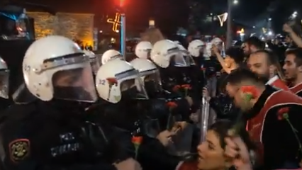 Isparta’da Demokrasi Nöbeti Yürüyüşünde Renkli Görüntüler