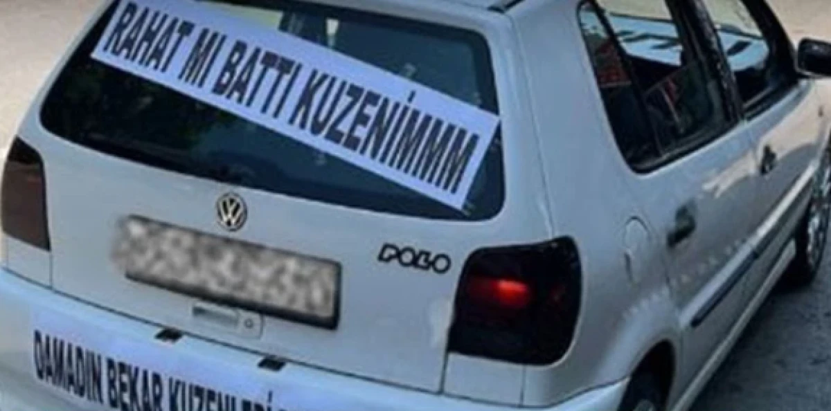 Isparta’da Düğün Konvoyundaki Yazılar Yüzleri Güldürdü