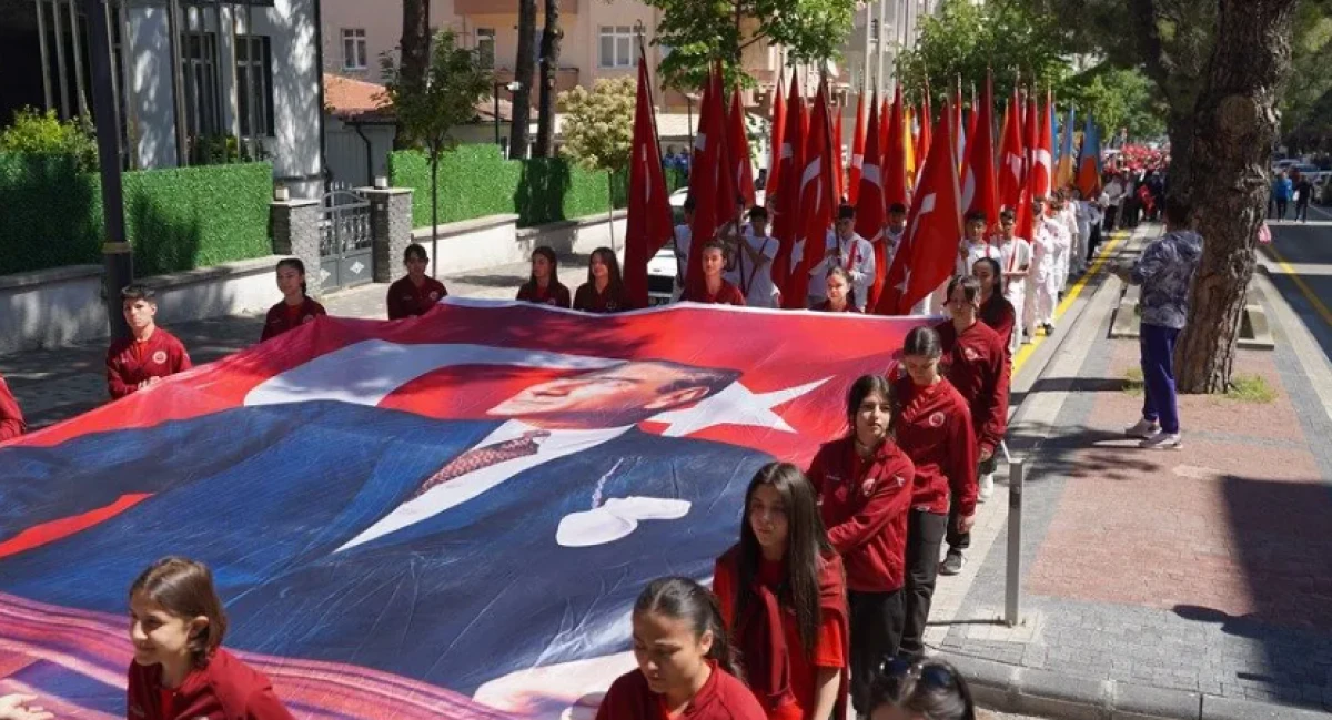 Isparta’da Gençlik Haftası Kutlamaları Başladı