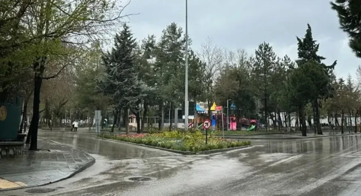 Isparta&rsquo;da Hava Nasıl Olacak? Meteoroloji&rsquo;den Fırtına Uyarısı