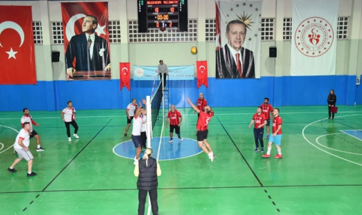 Isparta’da Kurumlar Arası Voleybol Şampiyonları Belli Oldu