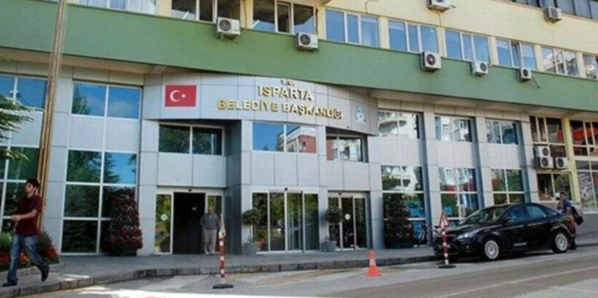 Isparta’da otopark ve işyerleri kiraya verilecek
