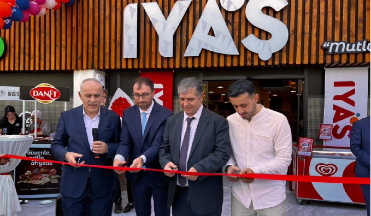 IYAŞ Market Bucak’ta hizmete girdi