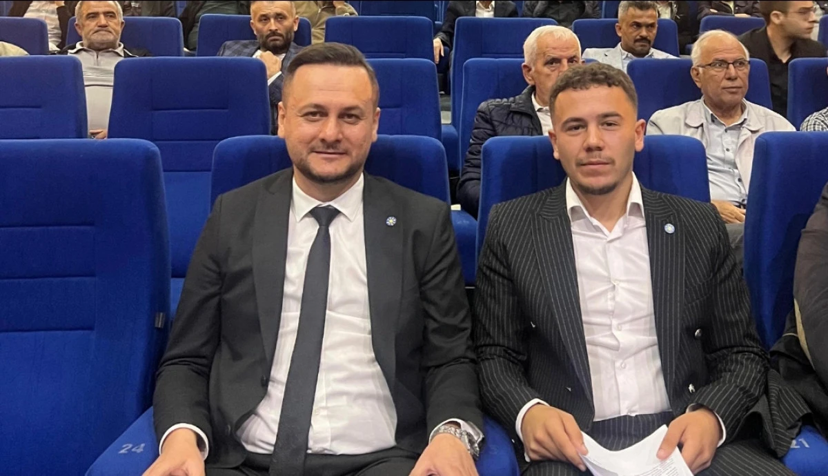 İyi Parti&rsquo;de Doğan&rsquo;da istifa etti