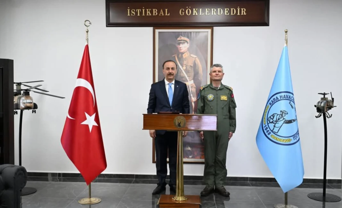 Kara Havacılık Komutanı Tuğgeneral Hakan Bozkurt görevine başladı
